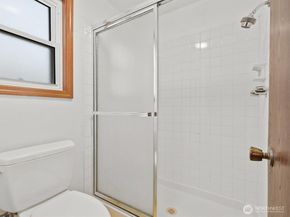 510 223rd Street SW, Bothell WA 98021