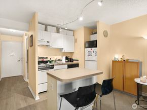 1400 Hubbell Place 1304, Seattle WA 98101