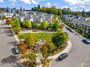 14131 266th Avenue NE 101, Duvall WA 98019