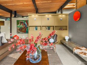 14827 SE 55th Street, Bellevue WA 98006