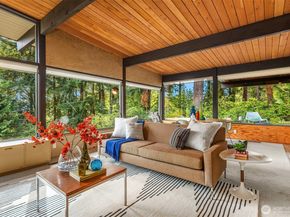 14827 SE 55th Street, Bellevue WA 98006