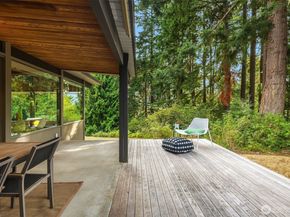 14827 SE 55th Street, Bellevue WA 98006