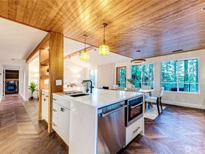 21511 2nd Drive SE, Bothell WA 98021