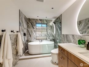 21511 2nd Drive SE, Bothell WA 98021