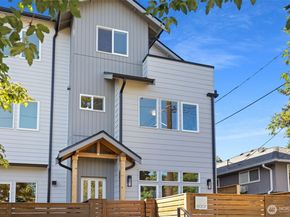 8007 25th Avenue NW, Seattle WA 98117