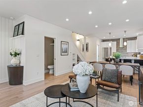 8007 25th Avenue NW, Seattle WA 98117