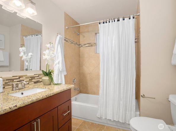 4702 233rd Street SW, Mountlake Terrace WA 98043