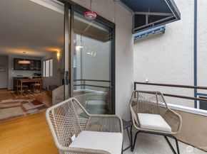 4222 Beach Drive SW 303, Seattle WA 98116