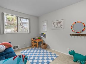 4222 Beach Drive SW 303, Seattle WA 98116