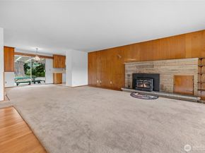 22221 45th Avenue SE, Bothell WA 98021