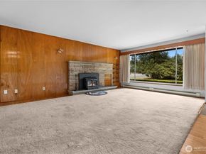 22221 45th Avenue SE, Bothell WA 98021