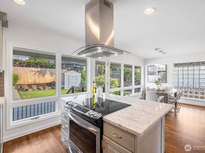 3232 43rd Avenue W, Seattle WA 98199