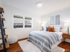 3232 43rd Avenue W, Seattle WA 98199