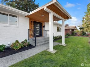 4415 48th Avenue S, Seattle WA 98118