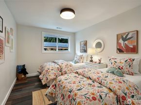 4415 48th Avenue S, Seattle WA 98118