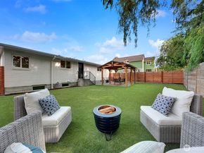 4415 48th Avenue S, Seattle WA 98118