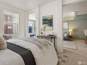 530 4th Avenue W 206, Seattle WA 98119