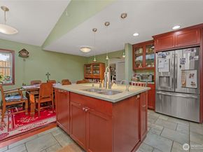 15931 SE 1st Street, Bellevue WA 98008