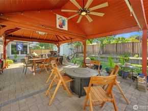 15931 SE 1st Street, Bellevue WA 98008