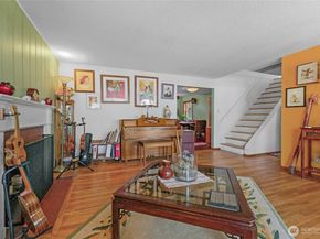 15931 SE 1st Street, Bellevue WA 98008