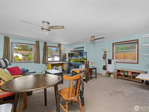15931 SE 1st Street, Bellevue WA 98008