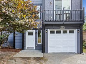 14011 Roosevelt Way N, Seattle WA 98133
