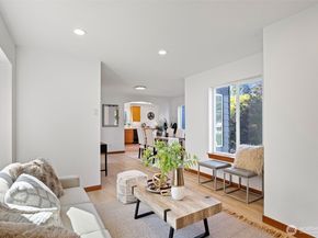 14011 Roosevelt Way N, Seattle WA 98133