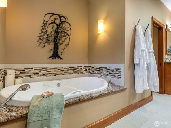 14331 240th Street SE, Snohomish WA 98296