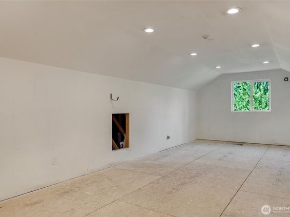 14331 240th Street SE, Snohomish WA 98296