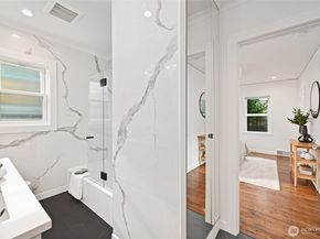 1943 34th Avenue W, Seattle WA 98199