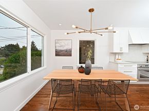 1943 34th Avenue W, Seattle WA 98199