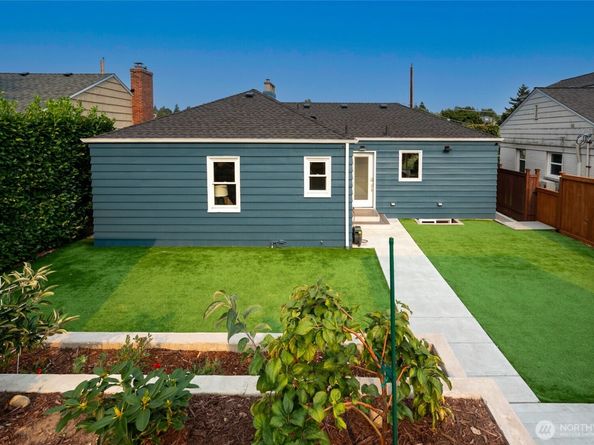 1943 34th Avenue W, Seattle WA 98199