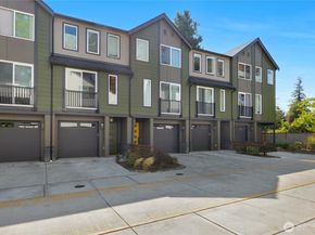 18521 1st Avenue NE B, Shoreline WA 98155