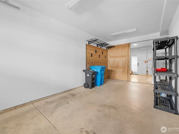18521 1st Avenue NE B, Shoreline WA 98155