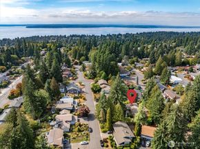 422 NW 196th Place, Shoreline WA 98177