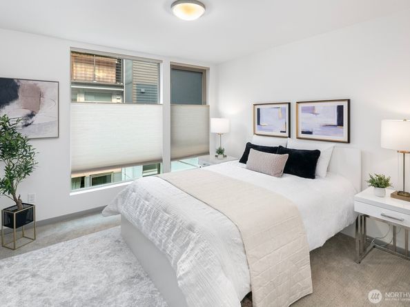 2005 E Denny Way B, Seattle WA 98122