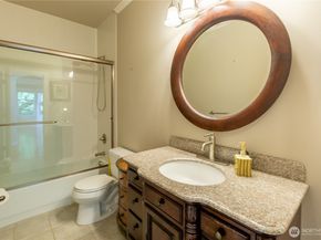 11250 SE 60th Street, Bellevue WA 98006