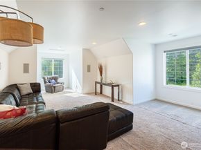 11250 SE 60th Street, Bellevue WA 98006