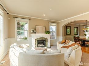 11250 SE 60th Street, Bellevue WA 98006