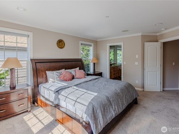 11250 SE 60th Street, Bellevue WA 98006