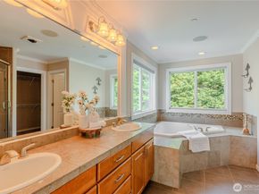 11250 SE 60th Street, Bellevue WA 98006
