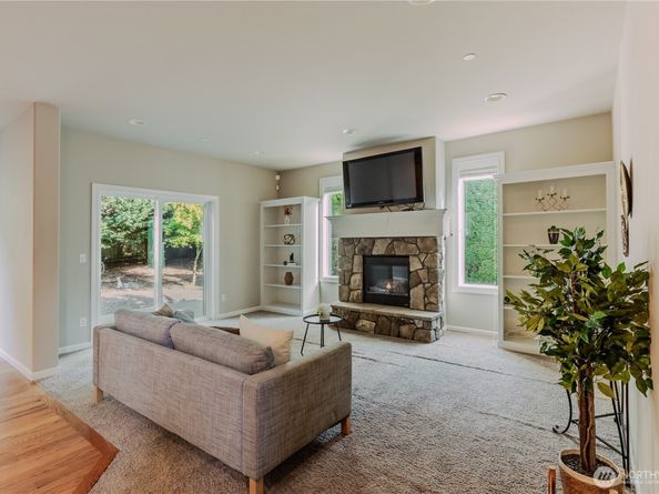 11250 SE 60th Street, Bellevue WA 98006