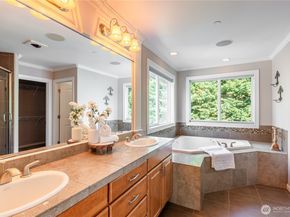 11250 SE 60th Street, Bellevue WA 98006