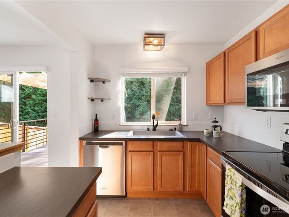 263 NE Max William Loop, Poulsbo WA 98370