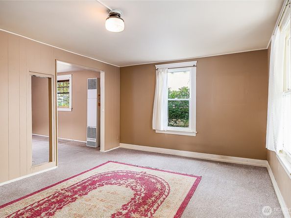 1409 N 39th Street, Seattle WA 98103