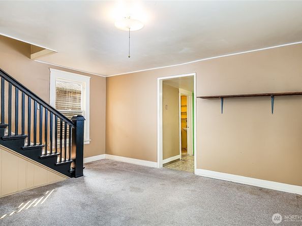 1409 N 39th Street, Seattle WA 98103