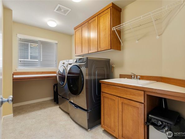 9127 NE 160th Place, Bothell WA 98028