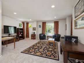 9127 NE 160th Place, Bothell WA 98028