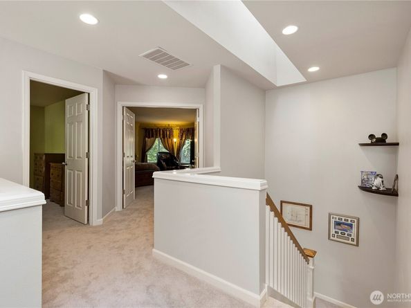 9127 NE 160th Place, Bothell WA 98028
