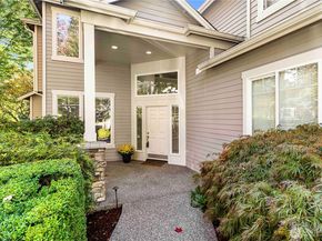9127 NE 160th Place, Bothell WA 98028